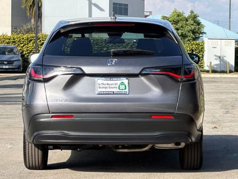Certified 2026 Honda HR-V LX image 5