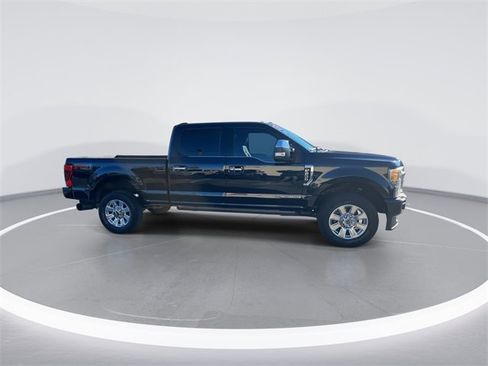 Certified 2021 Ford F250 Platinum w/ FX4 Off-Road Package image 8