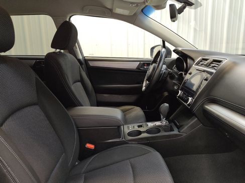 Used 2019 Subaru Outback 2.5i Premium AWD/4WD image 21