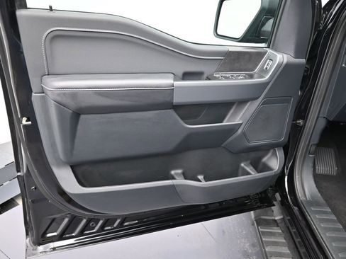 Used 2025 Ford F150 XLT w/ Equipment Group 301A Standard image 9