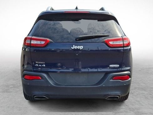 Used 2015 Jeep Cherokee Latitude AWD/4WD image 5