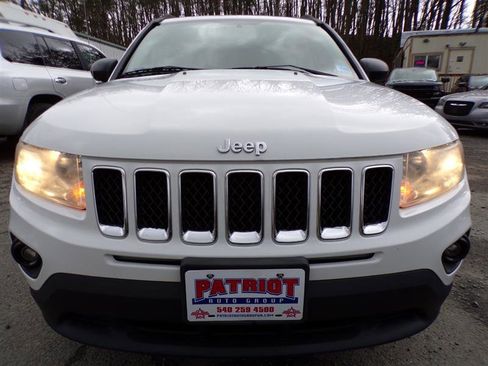 Used 2013 Jeep Compass Latitude w/ Sun/Sound Group image 2