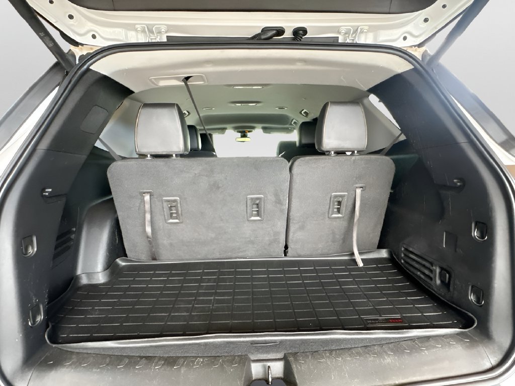 Used 2021 Chevrolet Traverse RS FWD image 27