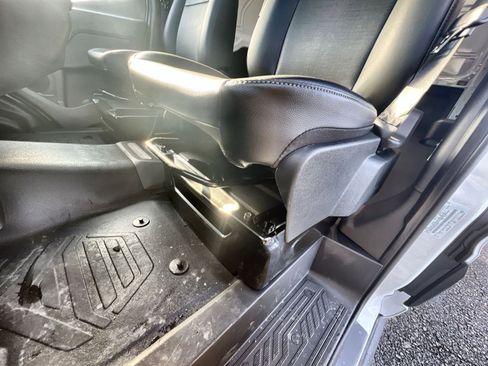 New 2026 Ford Transit 250 148 Medium Roof image 14