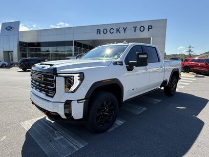 Used 2025 GMC Sierra 2500 AT4 w/ AT4 Premium Plus Package