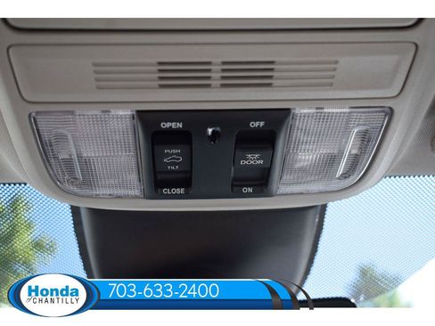 New 2026 Honda Odyssey Touring image 19
