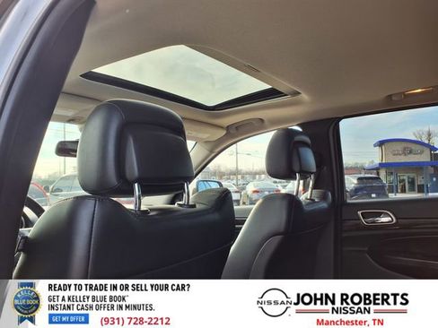 Used 2012 Jeep Grand Cherokee Laredo image 10