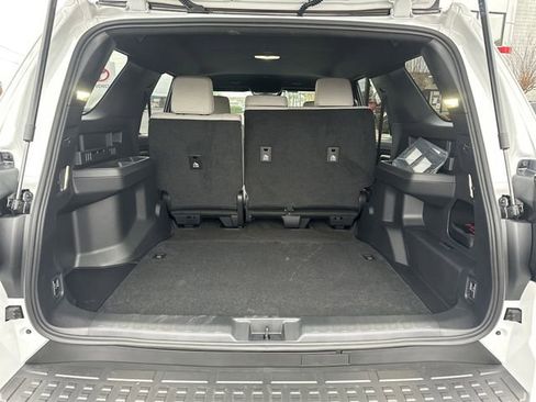 Certified 2025 Toyota 4Runner SR5 image 23