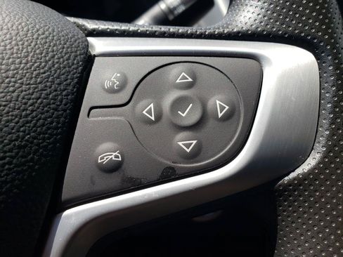 Used 2023 GMC Terrain SLE w/ Driver Convenience Package FWD image 18
