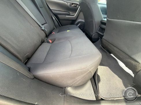 Used 2021 Toyota RAV4 LE w/ Carpet Mat Package (TMS) image 27