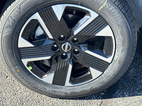 New 2026 Nissan Kicks SV w/ Cold Weather Package image 9