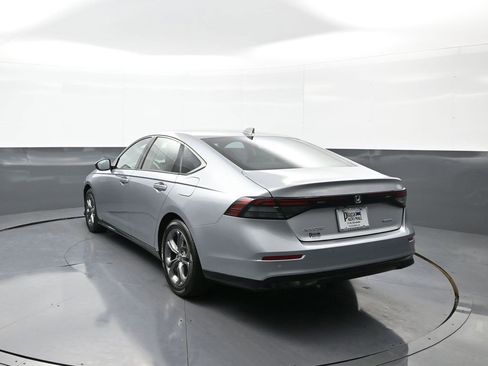 Used 2023 Honda Accord EX-L image 8