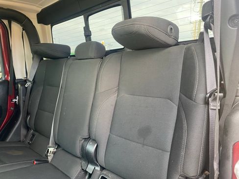 Used 2021 Jeep Gladiator Sport AWD/4WD image 26