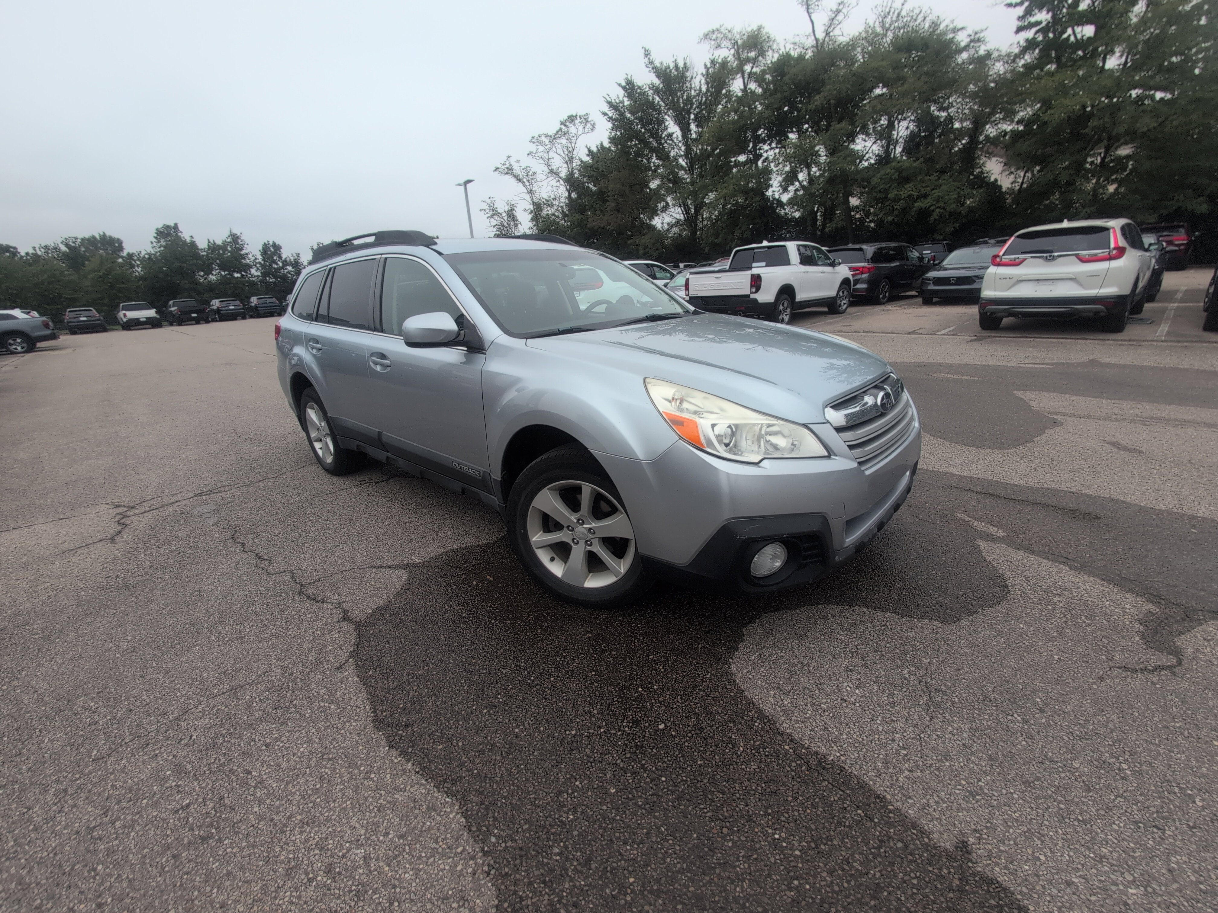 Used 2013 Subaru Outback 2.5i Premium AWD/4WD image 17