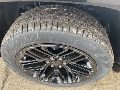 New 2026 Jeep Grand Wagoneer L Limited AWD/4WD image 47