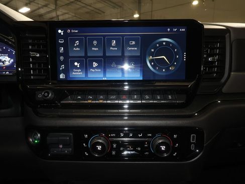 Used 2024 Chevrolet Silverado 1500 ZR2 w/ Technology Package AWD/4WD image 18