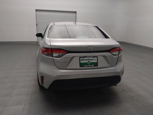 Used 2024 Toyota Corolla LE image 6