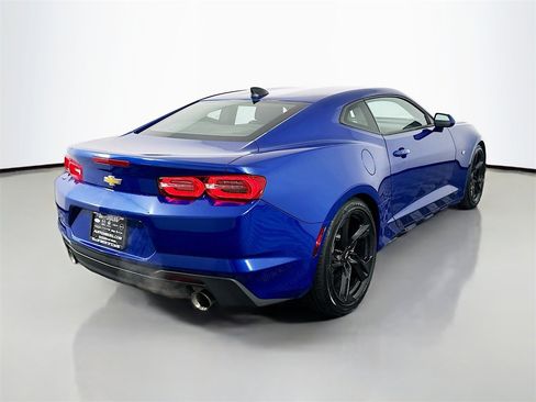 Used 2021 Chevrolet Camaro LT image 7