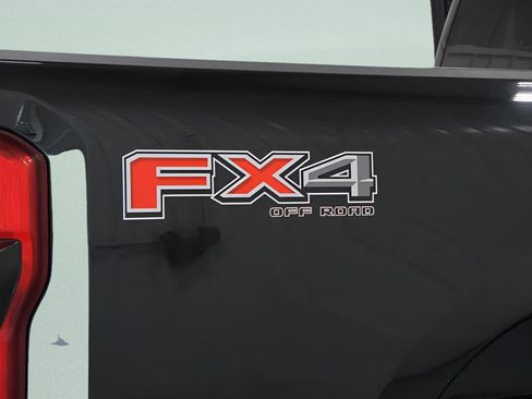 Used 2023 Ford F250 Platinum AWD/4WD image 38