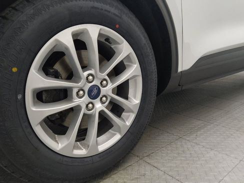 Used 2022 Ford Escape SE FWD image 31