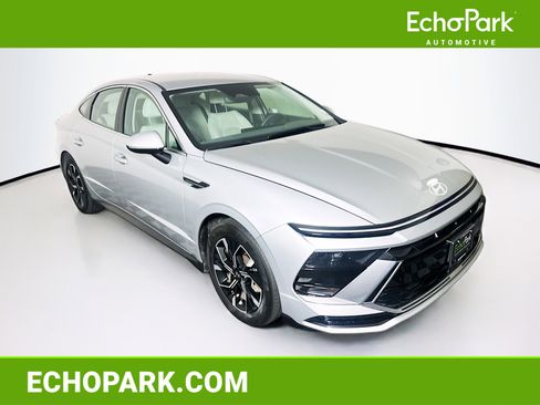 Used 2025 Hyundai Sonata SEL image 1