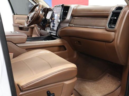 Used 2020 RAM 2500 Limited AWD/4WD image 65