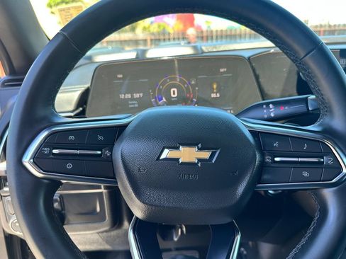 Used 2025 Chevrolet Tahoe LT RWD image 17