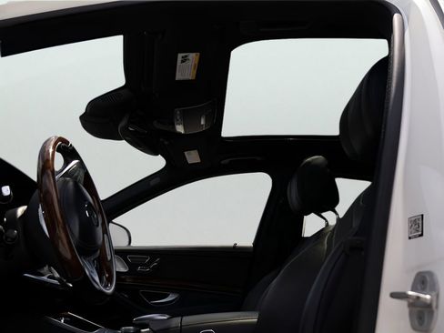 Certified 2015 Mercedes-Benz S 550 4MATIC Sedan image 39