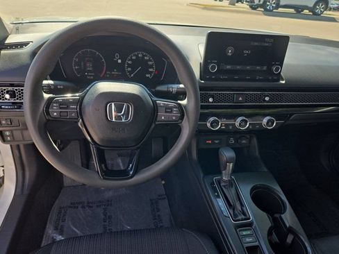 Used 2024 Honda Civic LX image 17