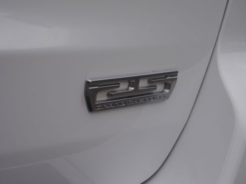 Used 2018 Jeep Grand Cherokee Limited image 24