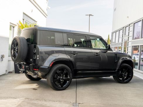 Used 2023 Land Rover Defender 110 Carpathian Edition AWD/4WD image 6