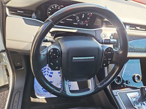 Used 2020 Land Rover Range Rover Evoque SE AWD/4WD image 14