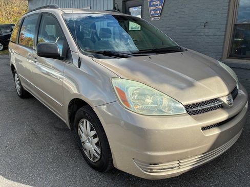 Used 2005 Toyota Sienna CE image 3