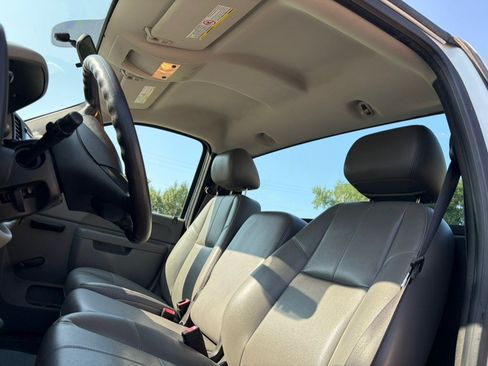 Used 2013 Chevrolet Silverado 2500 W/T AWD/4WD image 17