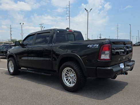 Used 2023 RAM 1500 Big Horn AWD/4WD image 3