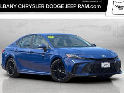 Used 2025 Toyota Camry SE