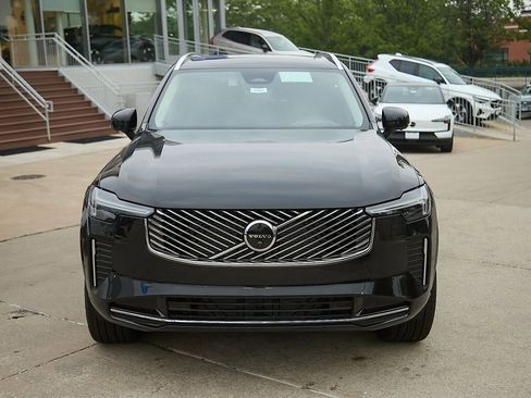 New 2025 Volvo XC90 B6 Ultra w/ Protection Package image 5