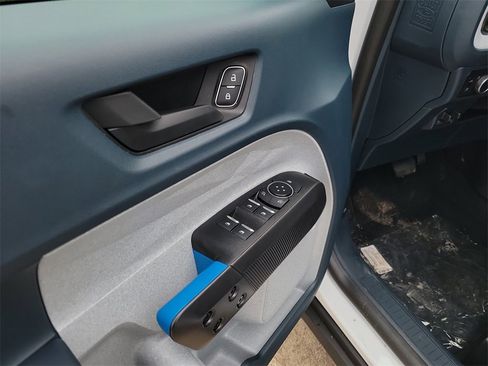 New 2026 Ford Maverick XLT w/ Equipment Group 301A image 6