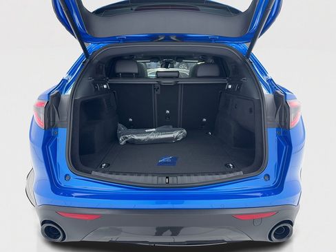 New 2025 Alfa Romeo Stelvio Sprint w/ Convenience Package image 12