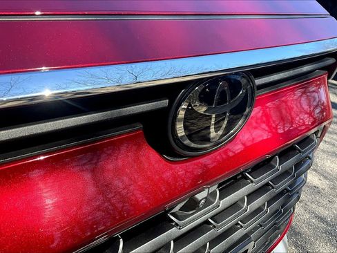 Certified 2025 Toyota Grand Highlander AWD Hybrid image 29