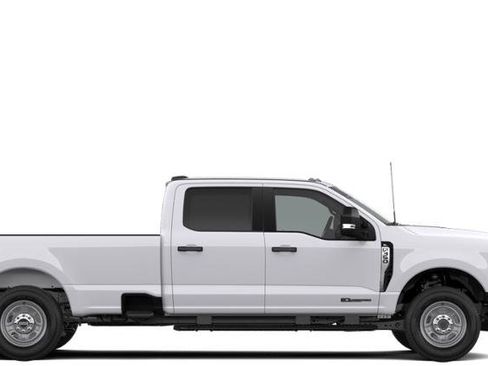 New 2026 Ford F350 4x4 Crew Cab Super Duty image 5