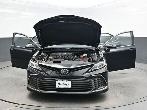 Used 2023 Toyota Camry LE FWD image 42