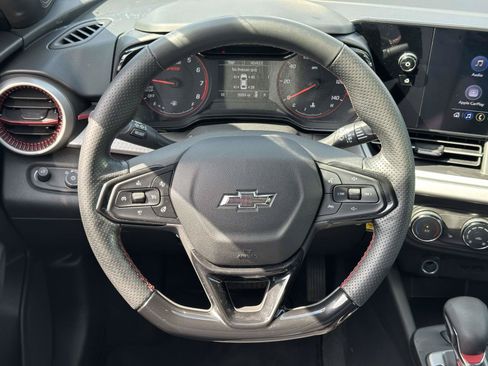 Used 2024 Chevrolet Trax RS w/ Driver Confidence Package FWD image 13