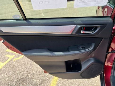 Used 2019 Subaru Outback 2.5i Premium AWD/4WD image 29