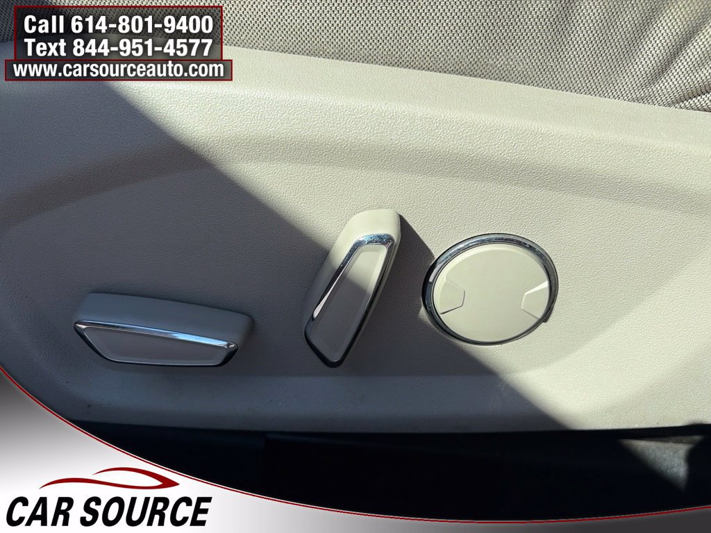 Used 2018 Ford Fusion SE FWD image 15