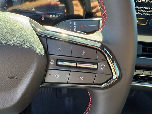 New 2026 Chevrolet Equinox RS image 26