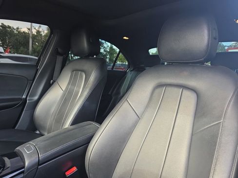 Used 2020 Mercedes-Benz A 220 4MATIC w/ Premium Package image 21