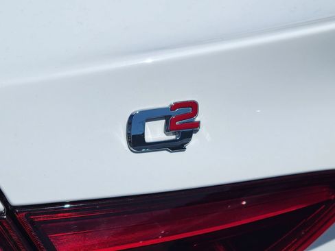 Used 2022 Alfa Romeo Giulia Veloce RWD image 21