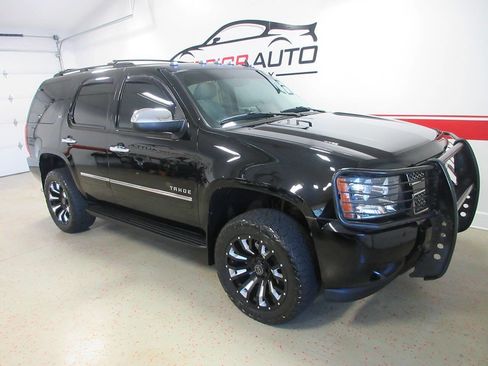 Used 2013 Chevrolet Tahoe LTZ AWD/4WD image 6