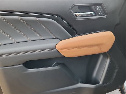 New 2026 GMC Canyon AT4 w/ Technology Plus Package image 7